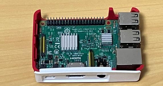 EMLinux 3.0 を Raspberry Pi 3 で動かしてみよう：入門編